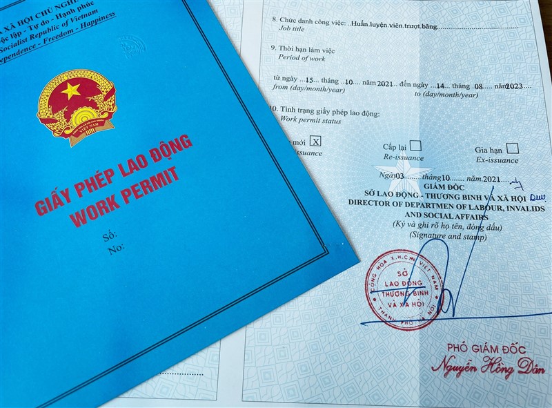 NGƯỜI LAO ĐỘNG NƯỚC NGOÀI LÀM VIỆC CHO HAI CÔNG TY THÌ CÓ CẦN HAI GIẤY PHÉP LAO ĐỘNG KHÔNG